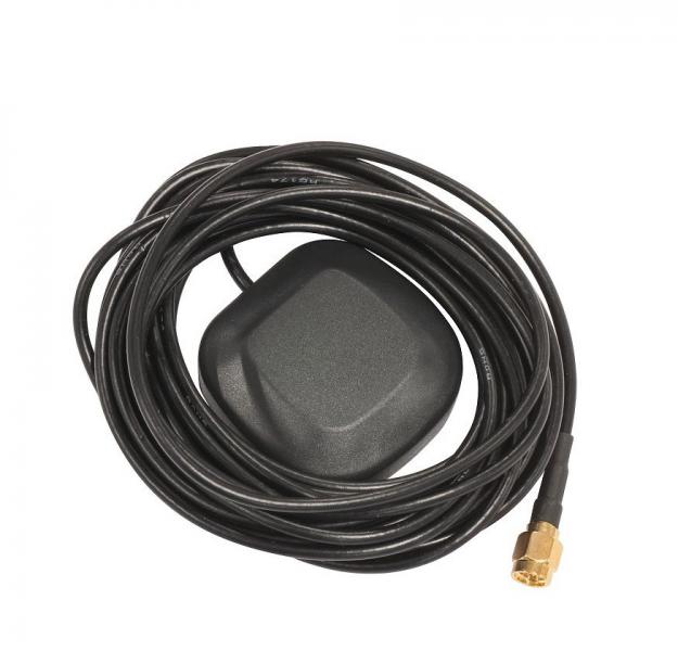 GPS antenna with SMA connector