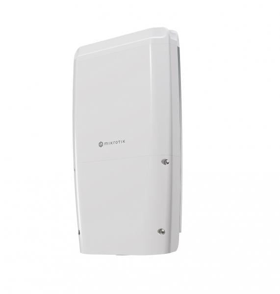 Cloud Router Switch 504-4XQ-OUT