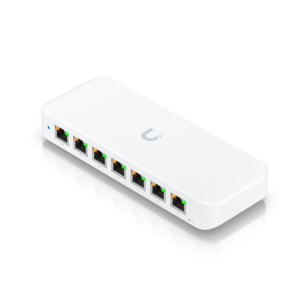 UniFi Switch Ultra, With flexible PoE budget