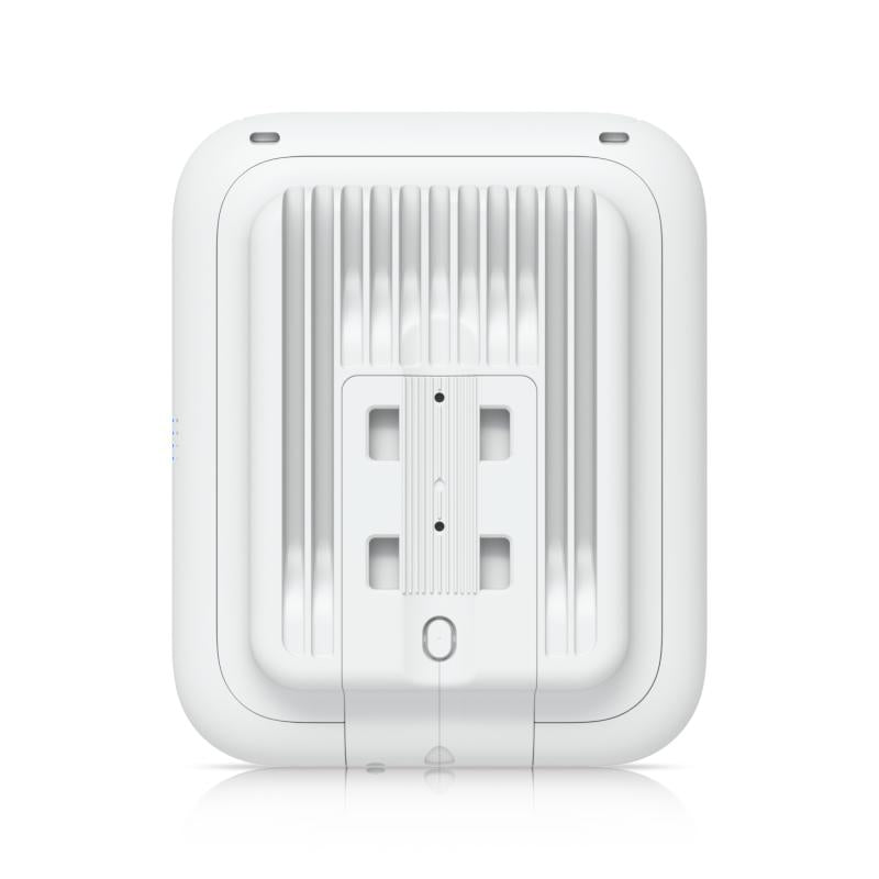 UniFi U7 Outdoor