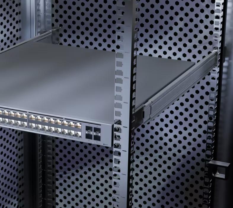 UniFi Sliding Rack Rails