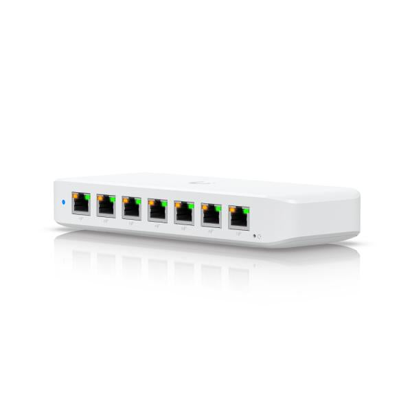 UniFi Switch Ultra, With flexible PoE budget